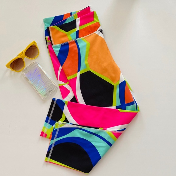 Never worn- Fabletics Workout Legging
